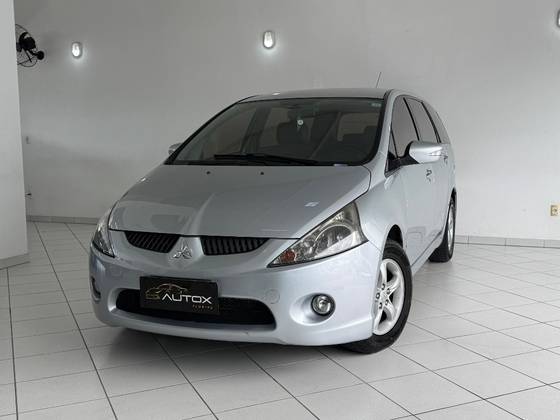 MITSUBISHI GRANDIS 2.4 16V GASOLINA 4P AUTOMÁTICO